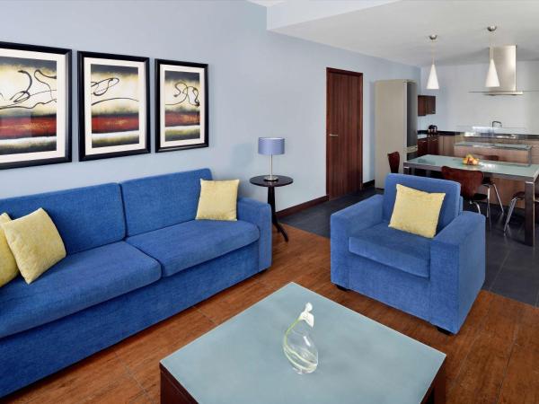 Mövenpick Hotel Apartments Al Mamzar Dubai : photo 4 de la chambre appartement 1 chambre