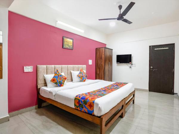 FabExpress Sunset Residency : photo 2 de la chambre chambre deluxe