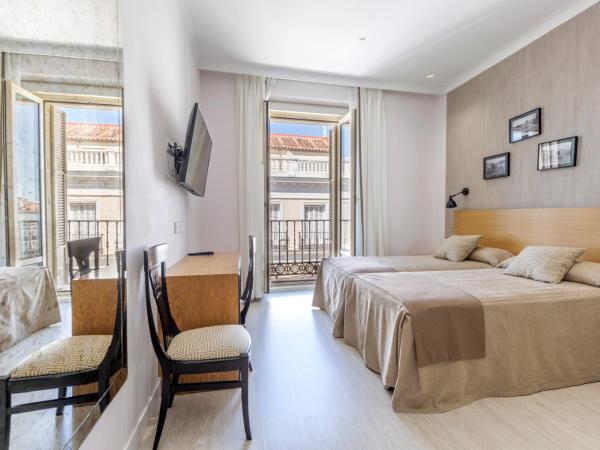 Hotel Europa : photo 2 de la chambre 2 chambres doubles communicantes - vue sur puerta del sol