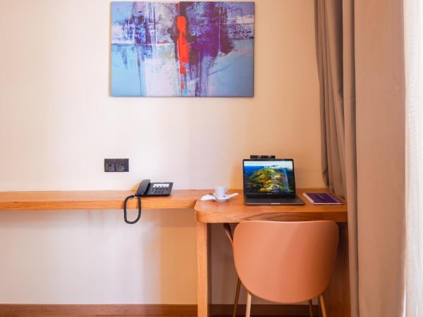 Unico Hotel Maarif : photo 4 de la chambre chambre double standard