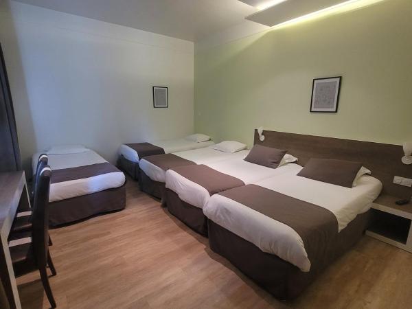 HOTEL DES PRINCES - HOTEL KYRIAD ORANGE Centre Ville -- 3 Etoiles -- Provence Alpes Côte d'Azur - France - A7-A9 : photo 8 de la chambre chambre familiale confort