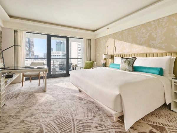 Mandarin Oriental, Singapore : photo 1 de la chambre chambre lit king-size deluxe avec balcon