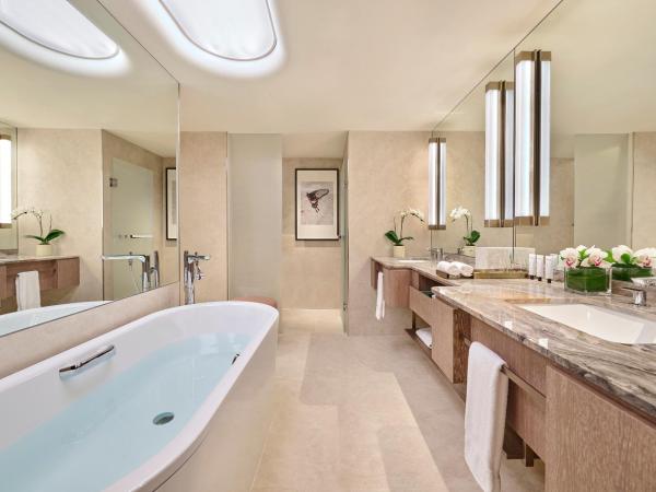 Mandarin Oriental, Singapore : photo 4 de la chambre suite premier 2 chambres marina bay