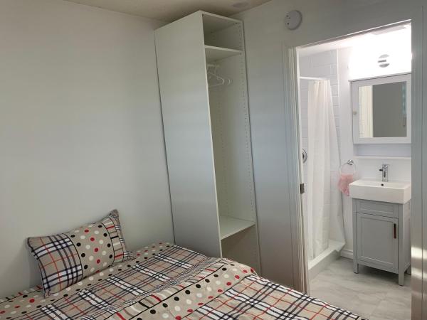 Cozy bedrooms in Vancouver West : photo 4 de la chambre chambre double