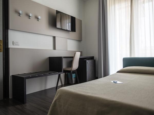 Hotel Europa : photo 8 de la chambre comfort single room with beach package