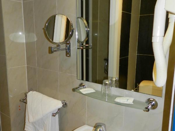 Antares hostel : photo 3 de la chambre chambre double standard