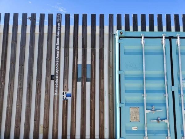 Sleep aboard a beautiful sailboat in Lisbon Marina : photo 5 de la chambre mobile home