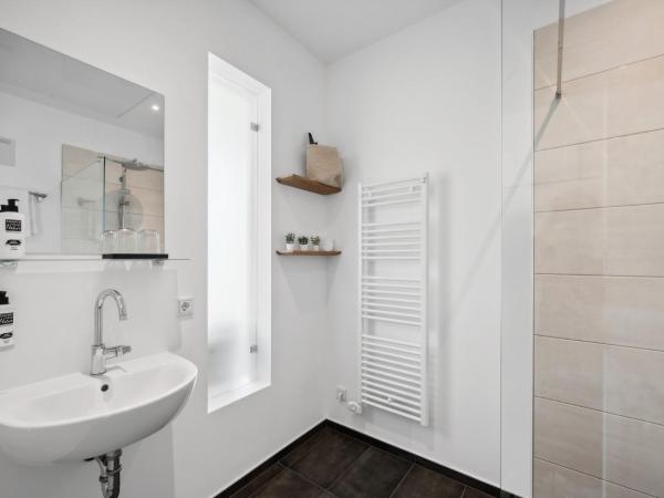 Home and CoLiving Bonn I Aparthotel : photo 7 de la chambre studio supérieur