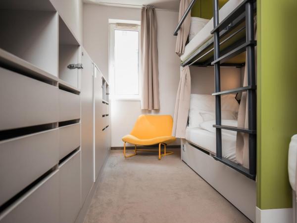 Maverick Urban Lodge : photo 3 de la chambre lit dans dortoir mixte de 4 lits