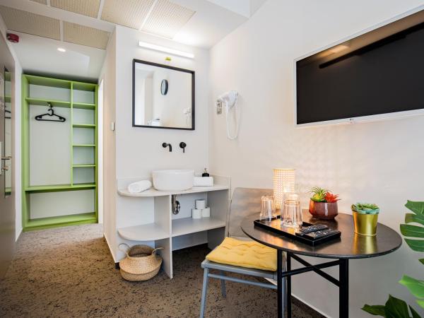 Maverick Urban Lodge : photo 2 de la chambre chambre double standard
