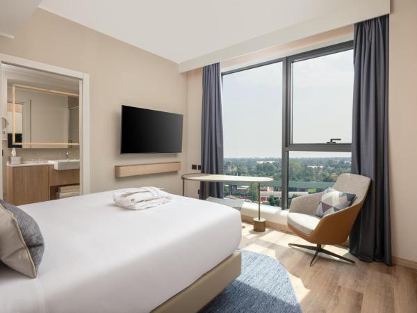 Courtyard by Marriott Milano Linate : photo 2 de la chambre deluxe queen room - high floor