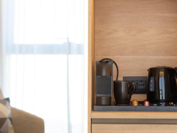 Courtyard by Marriott Milano Linate : photo 7 de la chambre chambre lit king-size premium