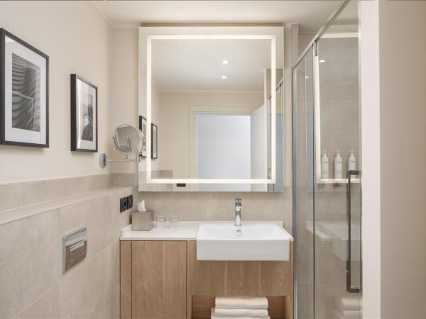 Courtyard by Marriott Milano Linate : photo 3 de la chambre chambre lits jumeaux standard