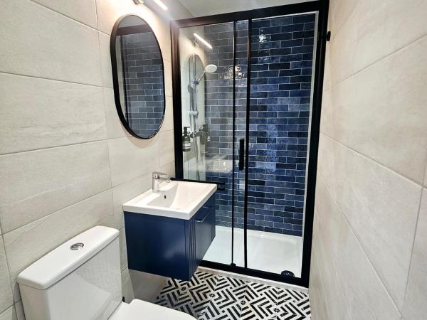 Mentone Hotel : photo 9 de la chambre chambre lits jumeaux