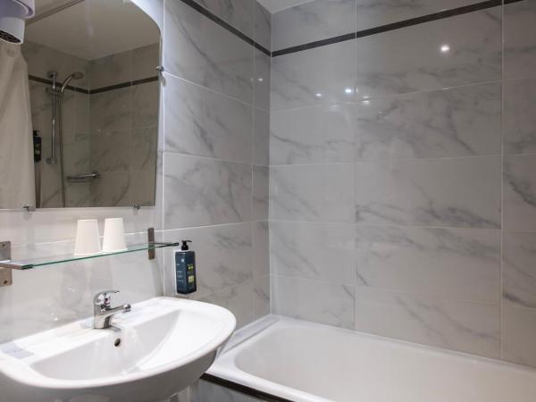 Hôtel Ambassadeur : photo 3 de la chambre chambre simple