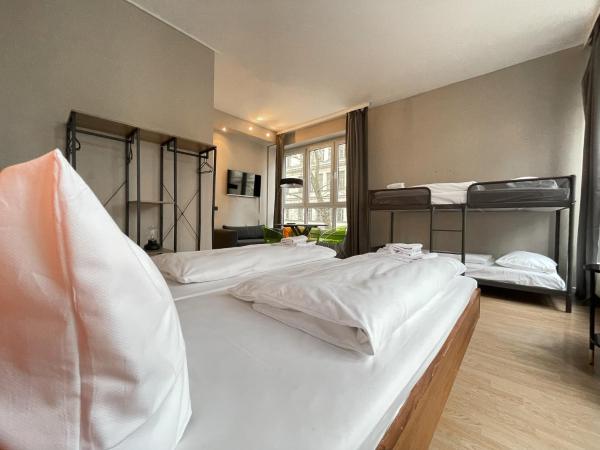 Hotel Sendlinger Tor : photo 4 de la chambre multiple bed room up to 6 persons