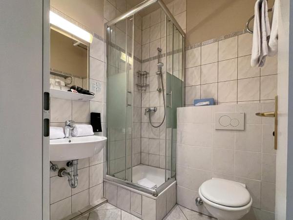 Hotel Sendlinger Tor : photo 6 de la chambre multiple bed room up to 6 persons