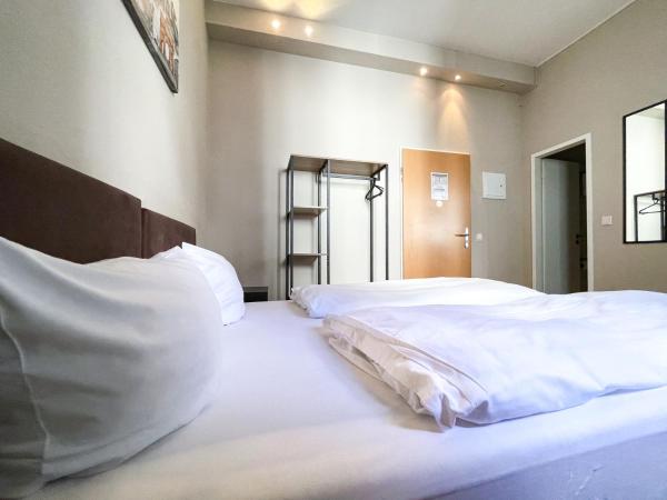 Hotel Sendlinger Tor : photo 7 de la chambre chambre quadruple