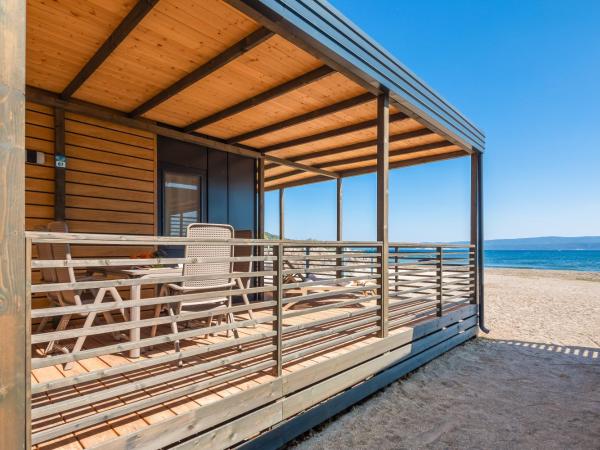 Mobile Homes Camp Galeb : photo 7 de la chambre mobile home adria superior 4+1 (l)