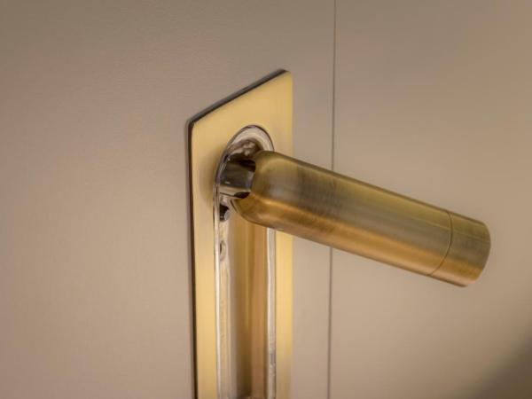 Carlemany Girona : photo 10 de la chambre chambre familiale (2 adultes + 2 enfants)
