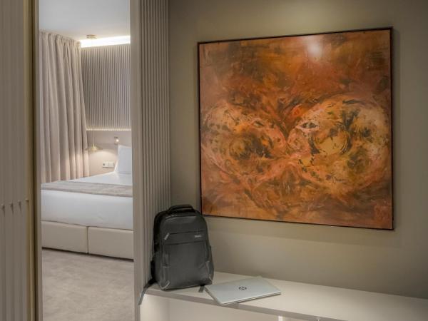 Carlemany Girona : photo 6 de la chambre chambre familiale (2 adultes + 2 enfants)