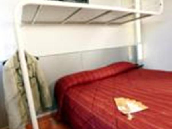 Premiere Classe Bayonne : photo 2 de la chambre chambre triple