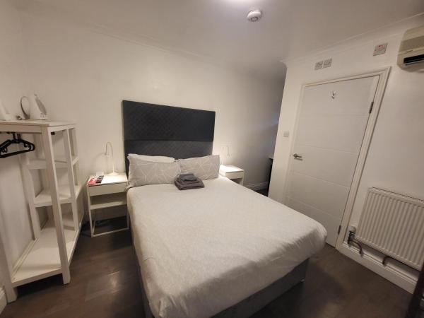 Abbey Point Hotel : photo 9 de la chambre hébergement double micro