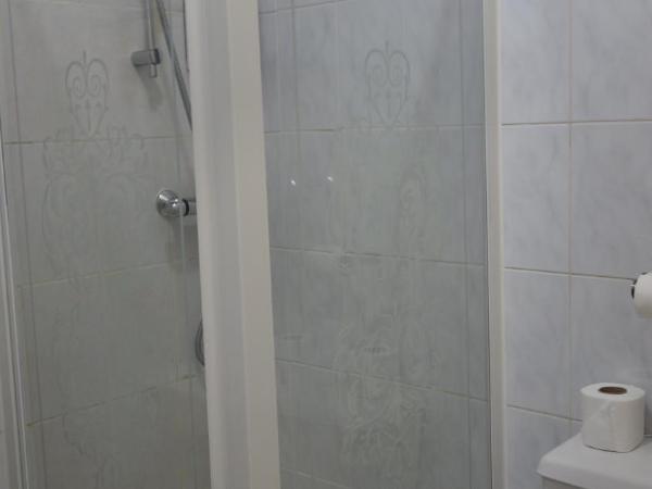 Abbey Point Hotel : photo 2 de la chambre hébergement double micro