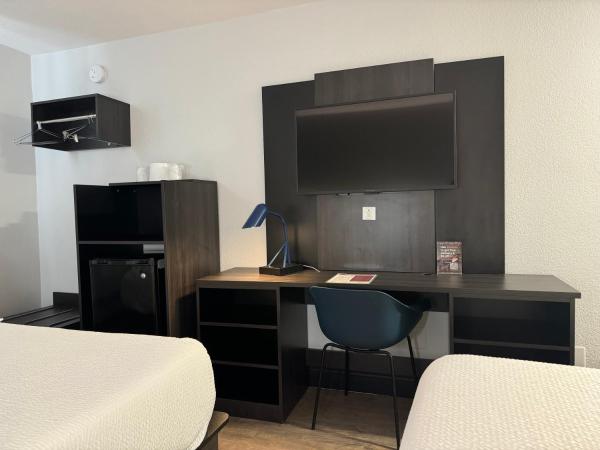 Motel 6 Hollywood : photo 6 de la chambre chambre avec 2 grands lits queen-size