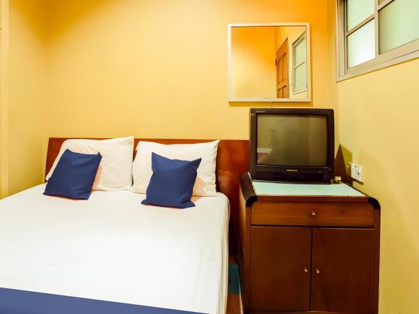 New Casavilla Travellers Lodge Pudu : photo 3 de la chambre chambre double standard avec salle de bains commune