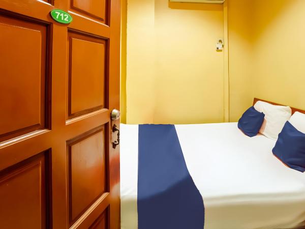 New Casavilla Travellers Lodge Pudu : photo 5 de la chambre chambre double standard avec salle de bains commune