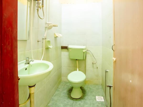 New Casavilla Travellers Lodge Pudu : photo 4 de la chambre petite chambre double
