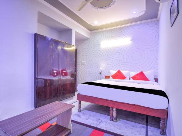 OYO Hotel 7 Nights : photo 3 de la chambre chambre triple classique