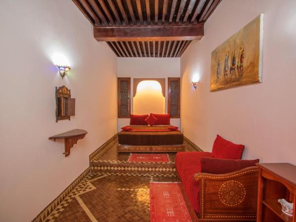 Riad Zitouna : photo 1 de la chambre chambre double deluxe avec baignoire
