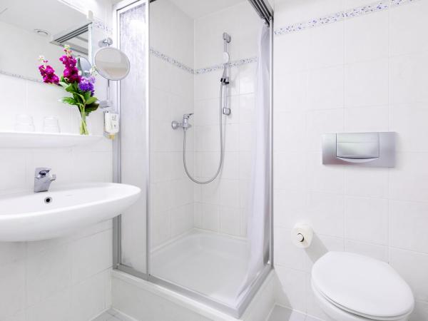 Hotel Aviva : photo 6 de la chambre chambre double standard