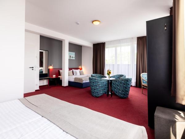 Hotel Aviva : photo 6 de la chambre chambre familiale