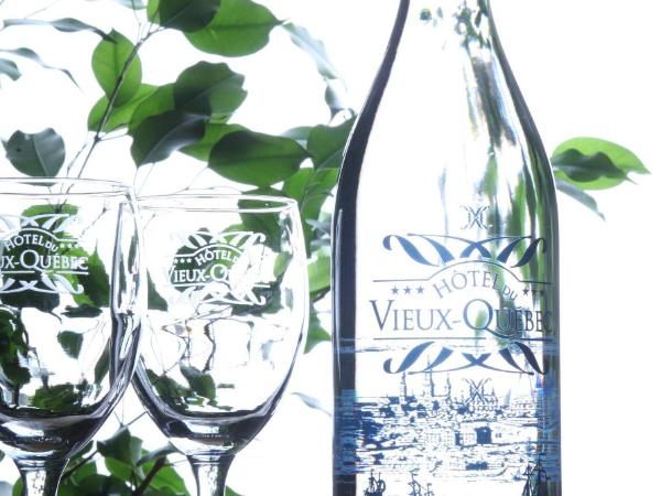 Hotel du Vieux Quebec : photo 4 de la chambre chambre supérieure lit queen-size