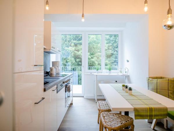 zimmer-graz : photo 7 de la chambre appartement avec balcon