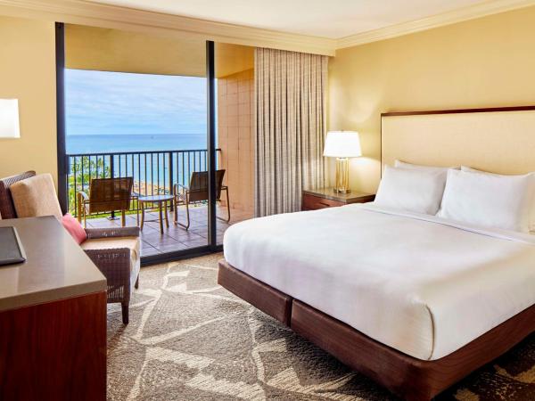 Hilton Hawaiian Village Waikiki Beach Resort : photo 1 de la chambre diamond head tower king room with ocean view