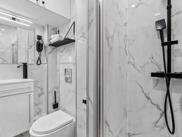 Résidence AURMAT - Appart - Hôtel - Boulogne - Paris : photo 10 de la chambre studio lits jumeaux (2 adultes) - 106 rue de paris