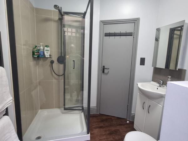 Big Double Room, 20 mins to London : photo 2 de la chambre chambre double