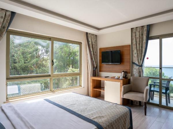 İNCEKUM WEST OTEL : photo 3 de la chambre chambre familiale