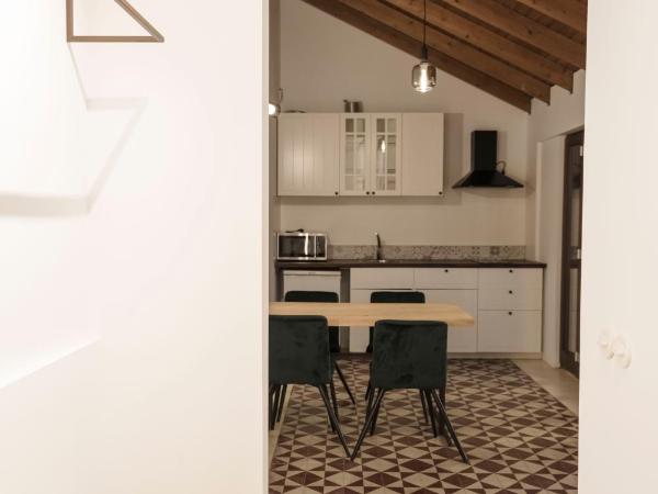 La Moderna Suites : photo 6 de la chambre bungalow - vue sur jardin