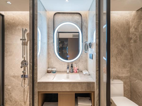 Beijing Guangxi Hotel : photo 3 de la chambre chambre lits jumeaux avec salle de bains privative