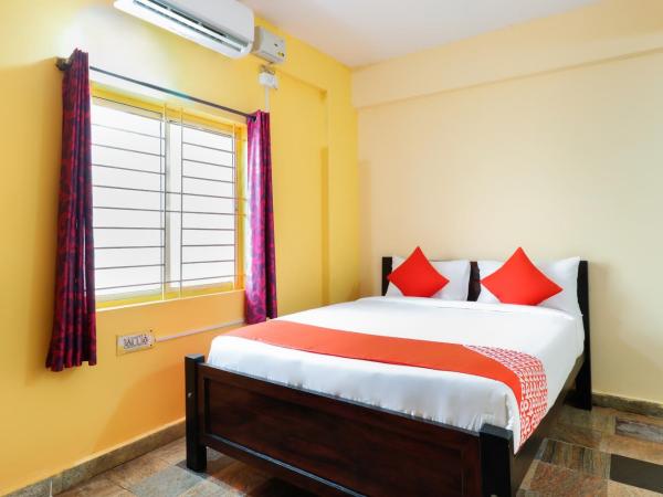 OYO 65533 Elite Suites : photo 7 de la chambre chambre triple classique