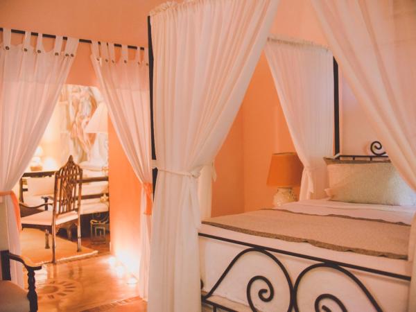 Hacienda Santa Cruz Merida : photo 4 de la chambre suite supérieure lit king-size