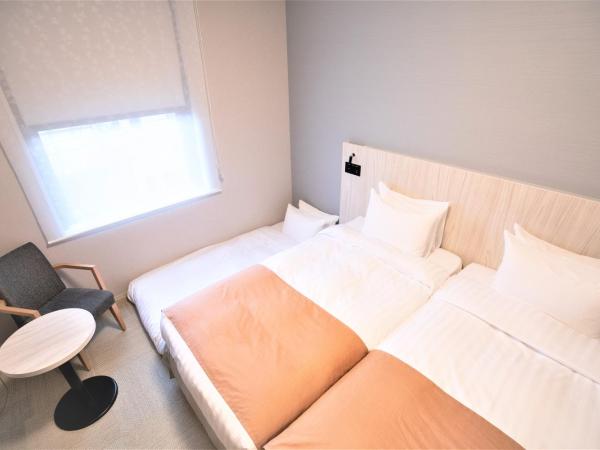 Hiyori Hotel Osaka Namba Station : photo 2 de la chambre adjoining 2 family twin room