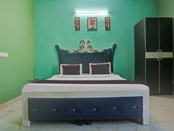 Hotel O Omi Guest House : photo 8 de la chambre chambre triple classique