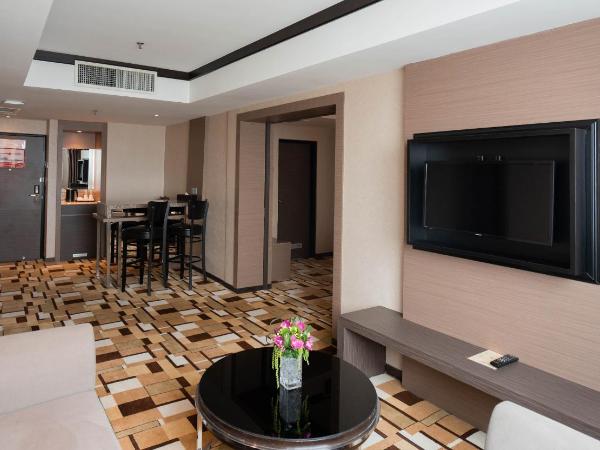 Grand Paragon Hotel Johor Bahru : photo 4 de la chambre suite junior