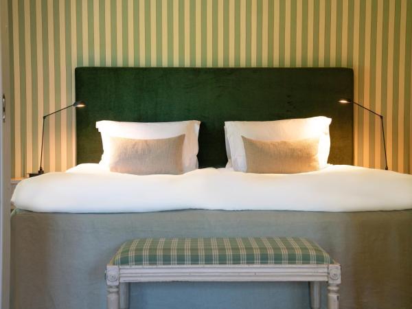 Stallmästaregården Hotel, Stockholm, a Member of Design Hotels : photo 4 de la chambre royal haga suite